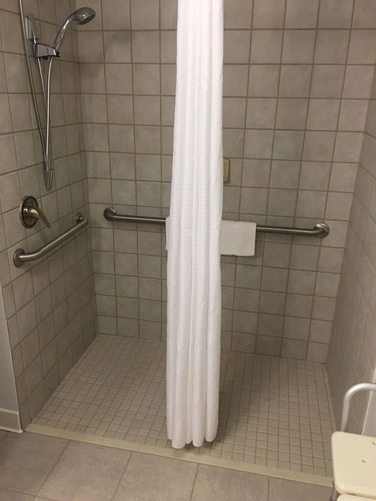 Country Inn & Suites By Radisson Grand Rapids East Mi 44/46