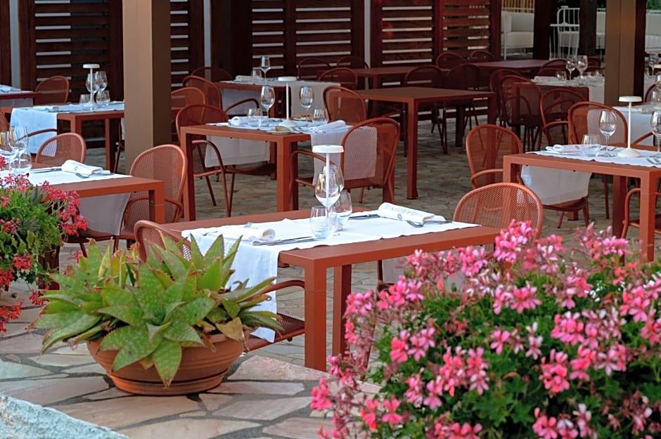 Hotel Garden 33/50