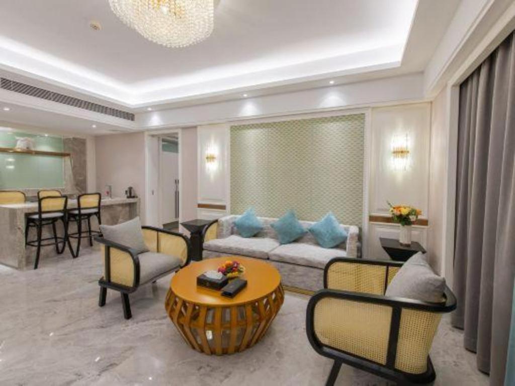Yucca Hotel 25/49