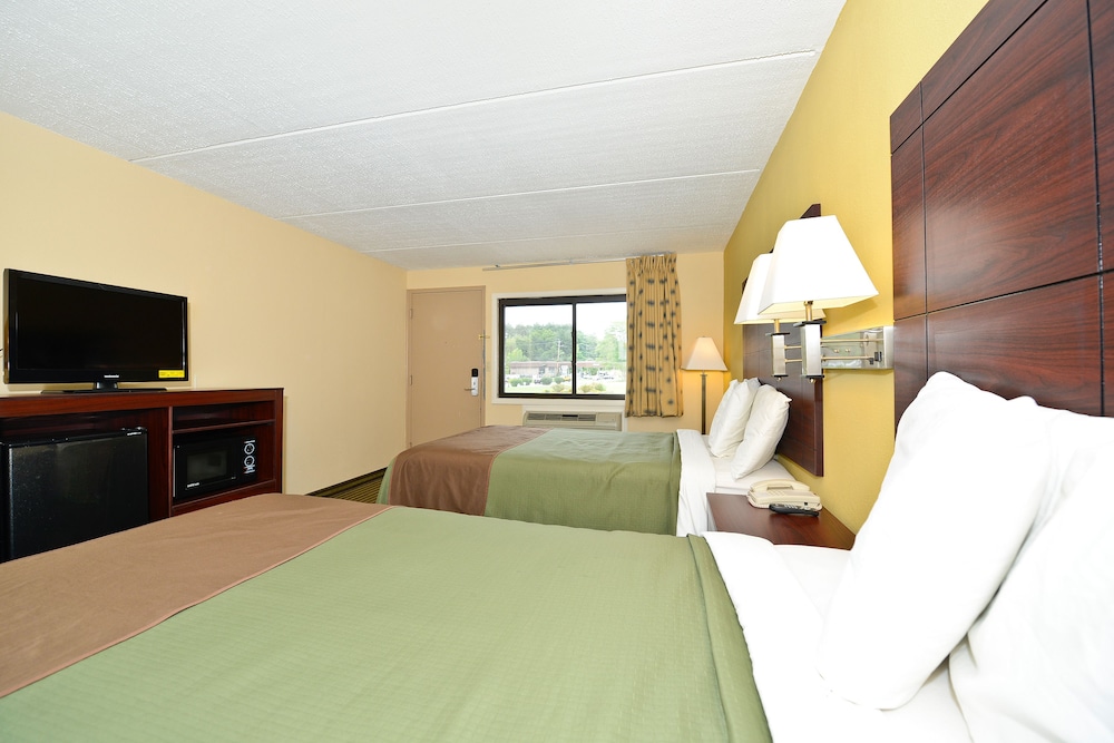 Americas Best Value Inn Central Valley 14/42