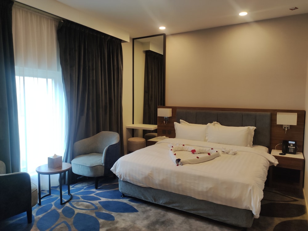 فندق ورويك الجبيل(Warwick Al Jubail Hotel) 16/70