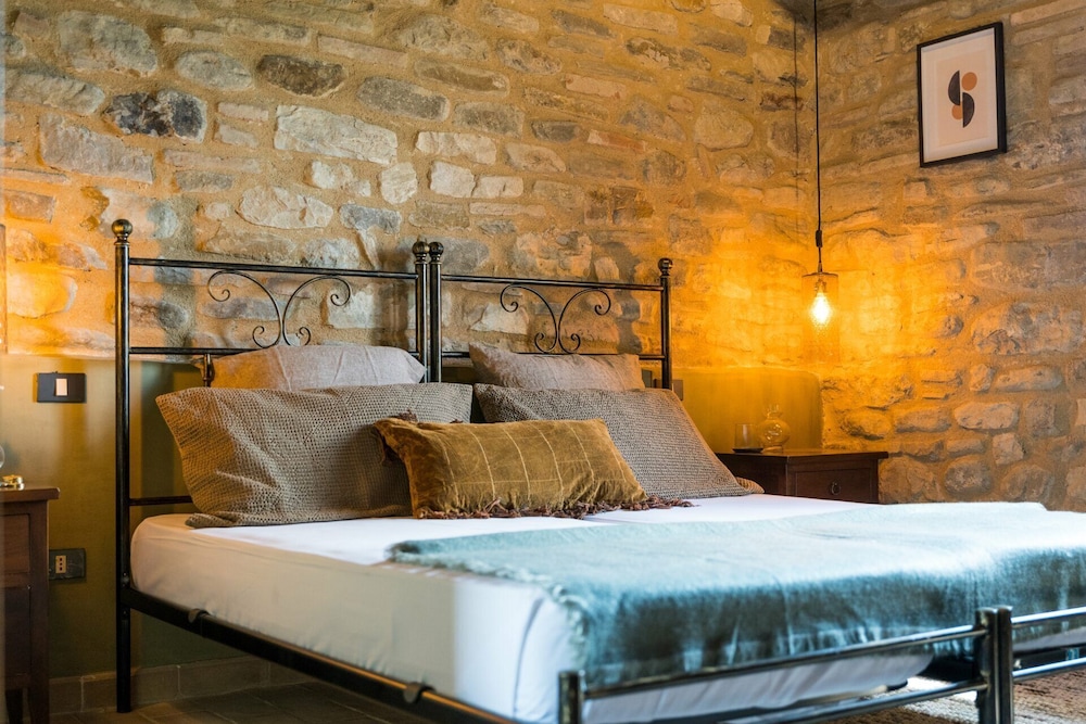 Borgo Castello Panicaglia 4/35
