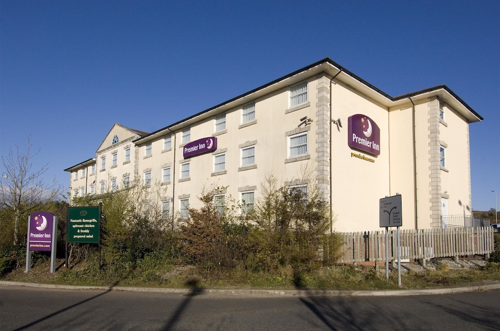 Premier Inn Bridgend Central 15/19