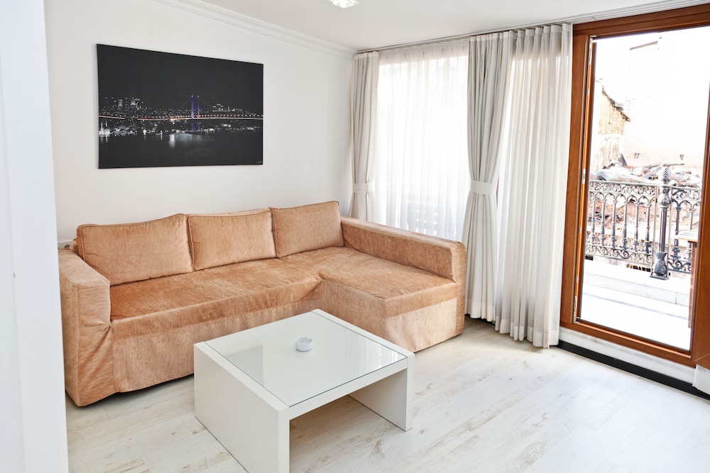 Royal Pera Taksim 51/67