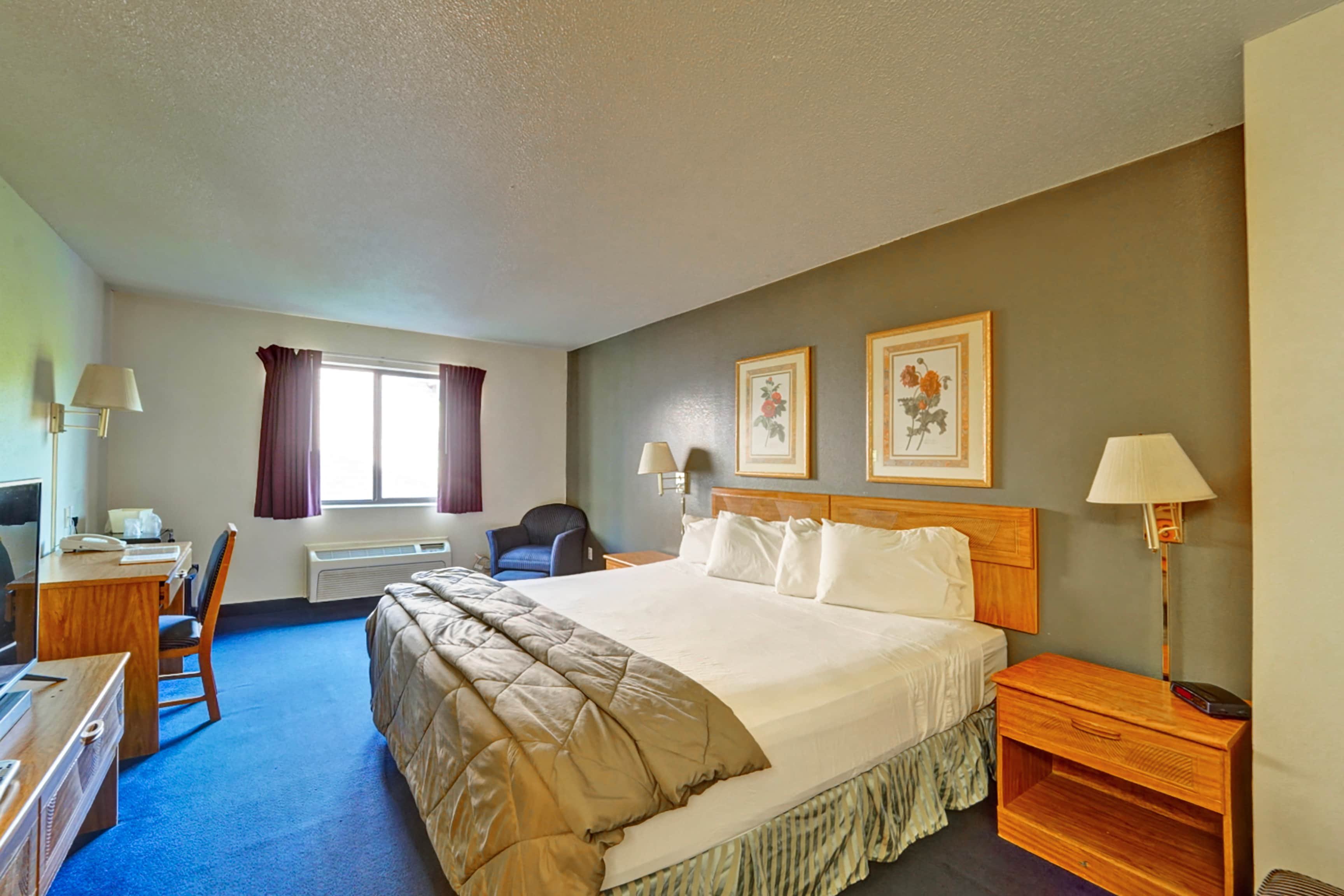 Capital O Amerihost Inn and Suites Fulton Hwy 54 MO 30/63