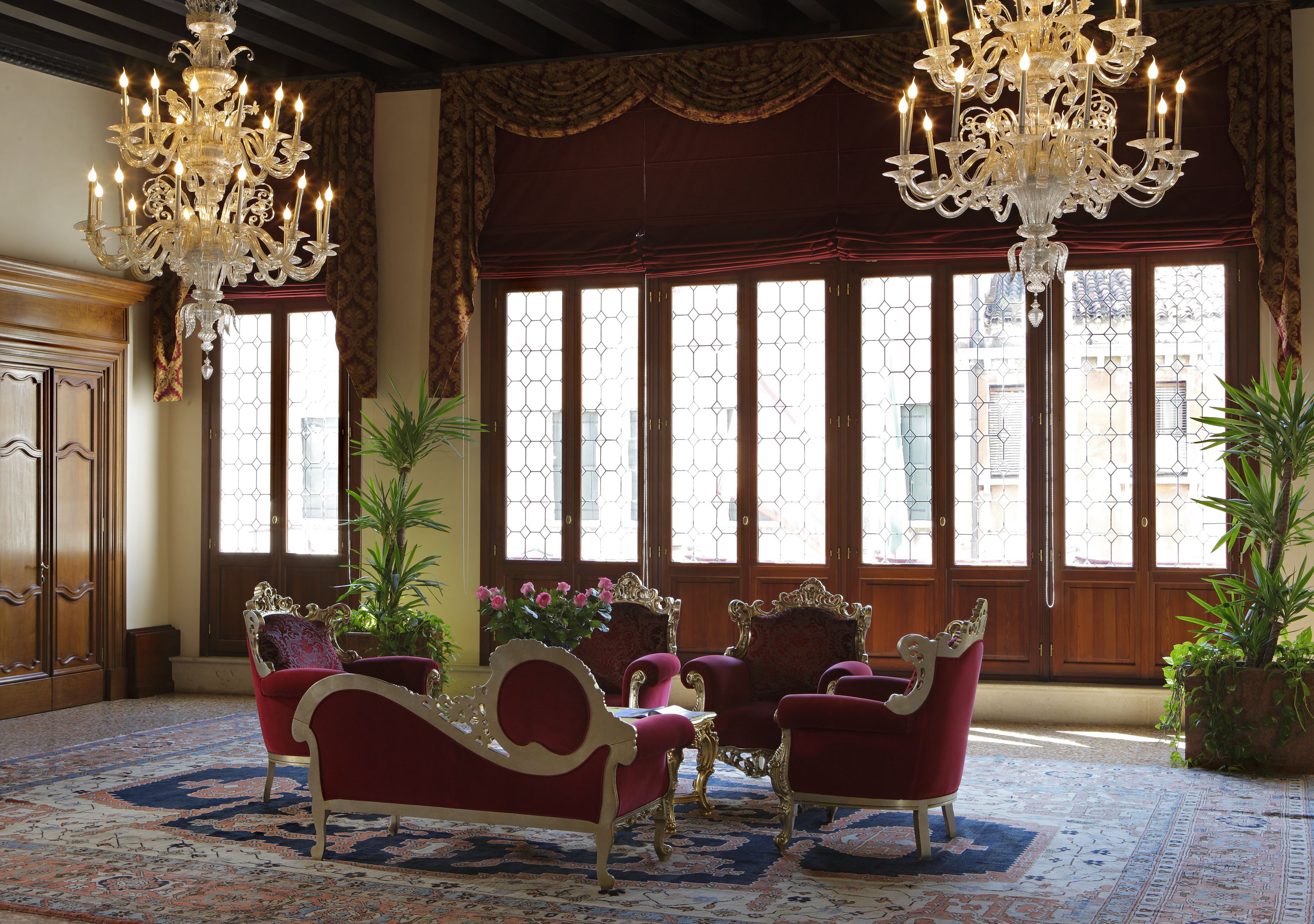 Liassidi Palace 53/84