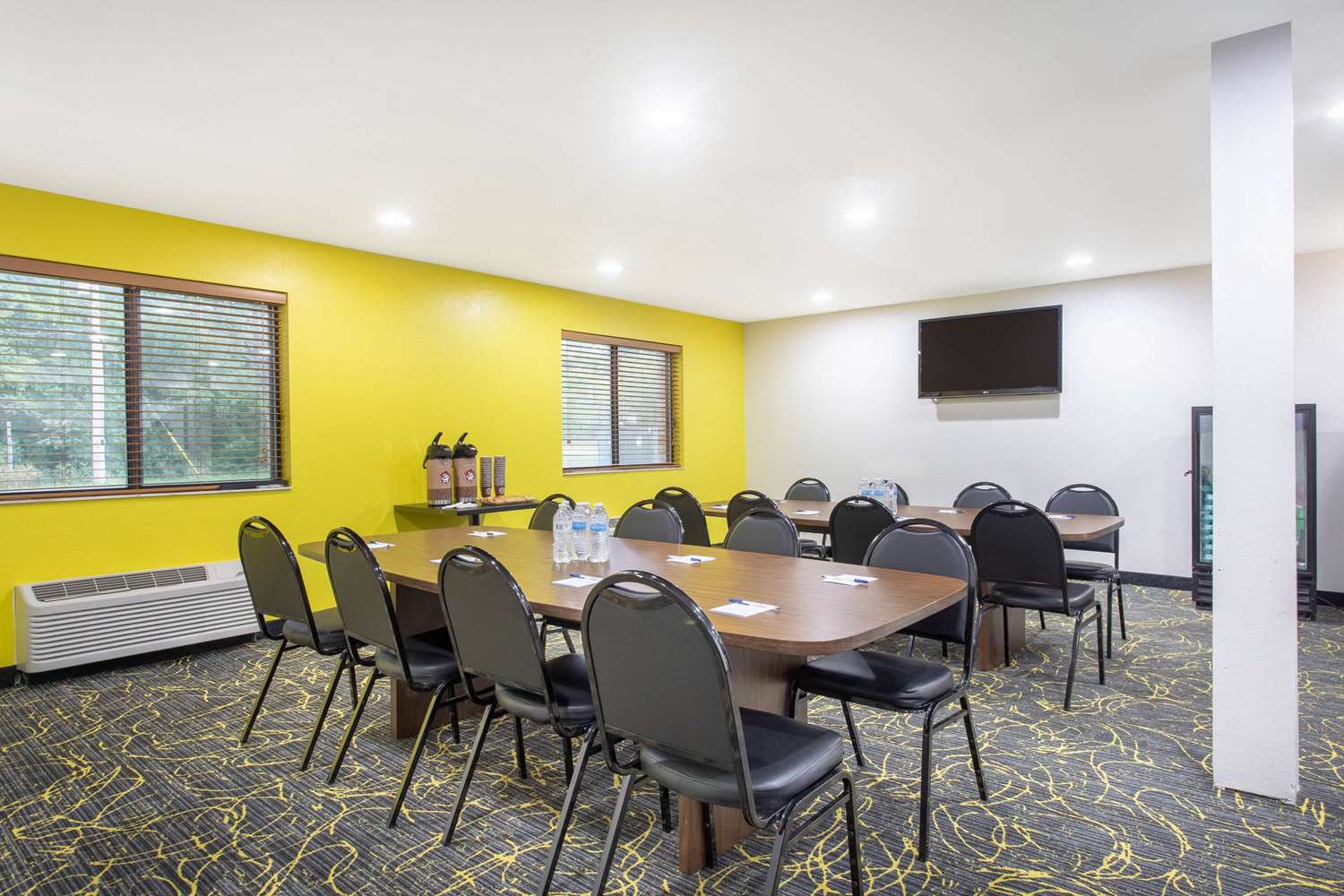 AmericInn by Wyndham Delafield 11/18