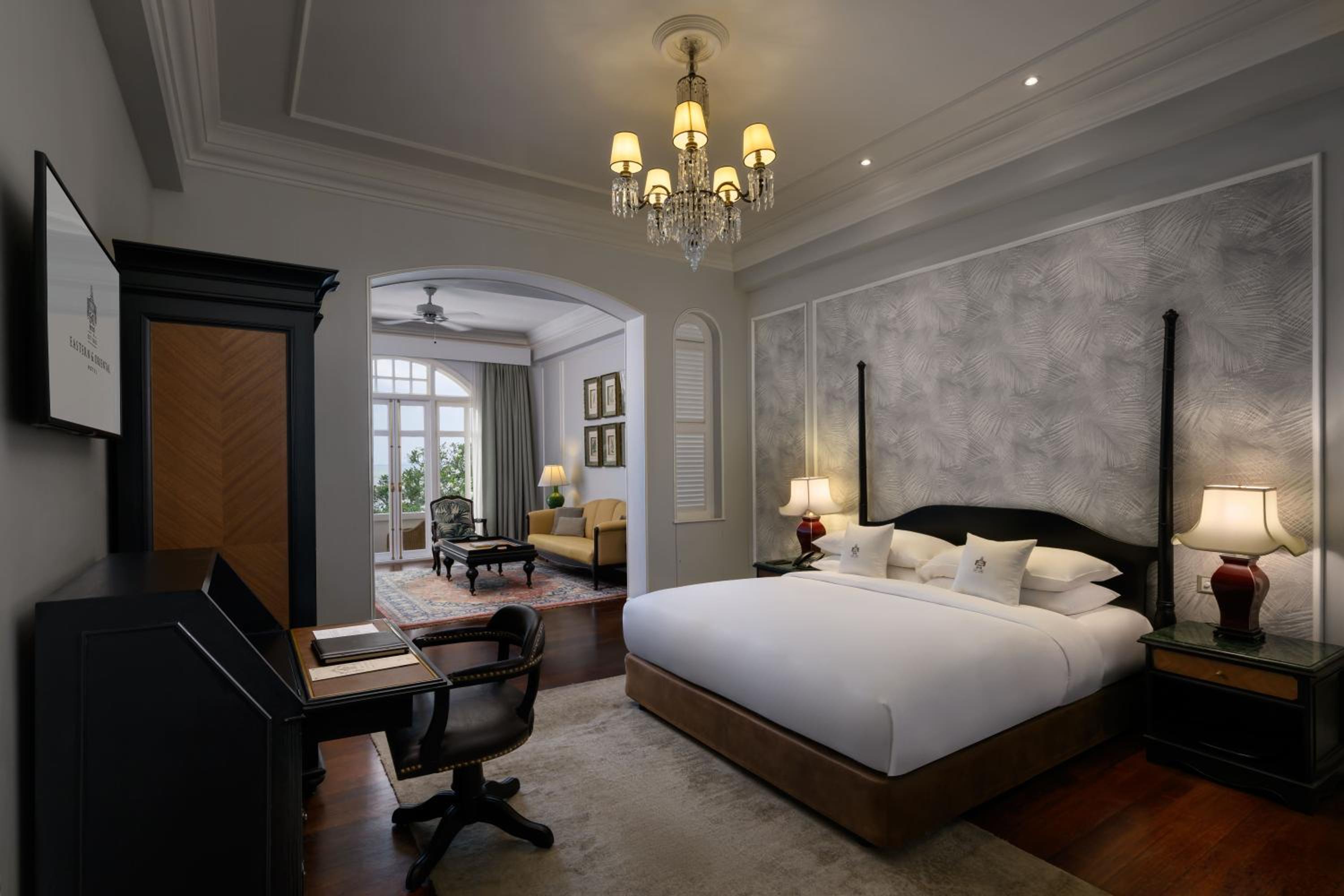 Premier Suite - Heritage Wing
