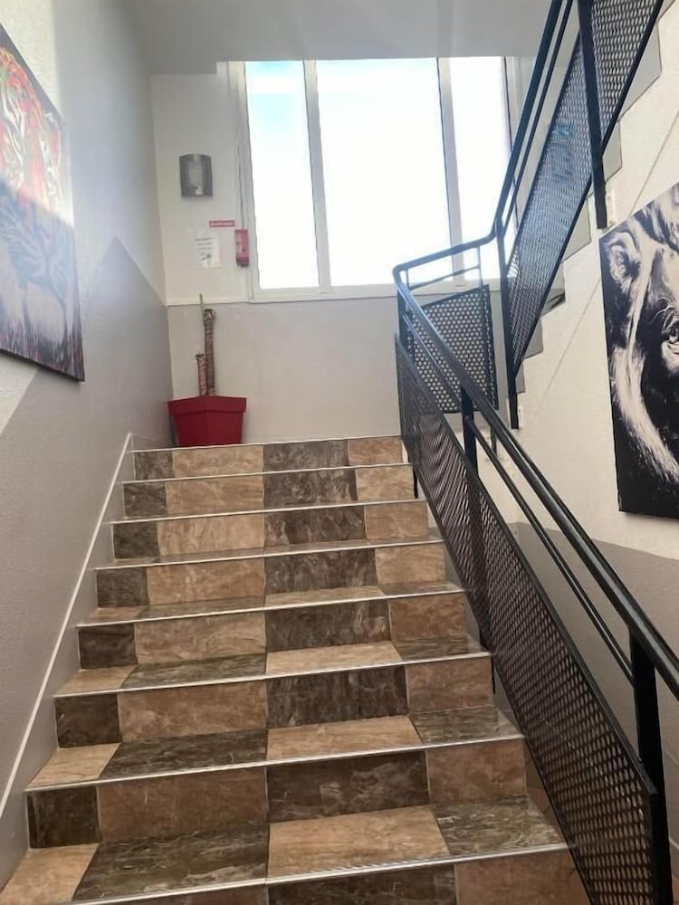 L'Hotel Le Marais Romilly Sur Seine Centre 4/44