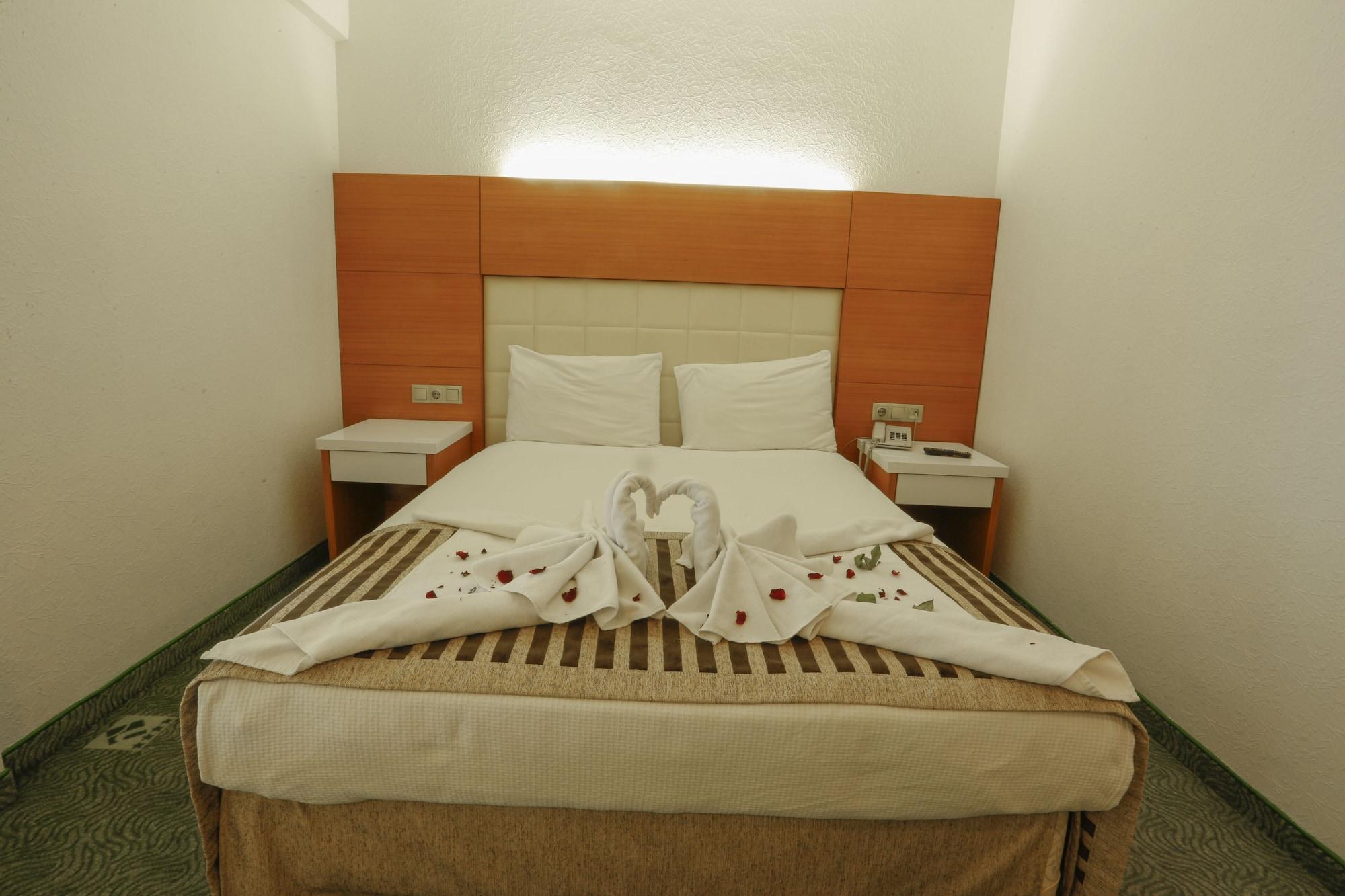 Nuzhet Hotel 11/29