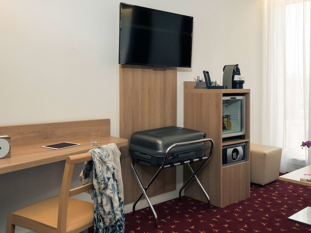 Hotel Mercure Abbeville Centre - Porte De La Baie De Somme 33/50