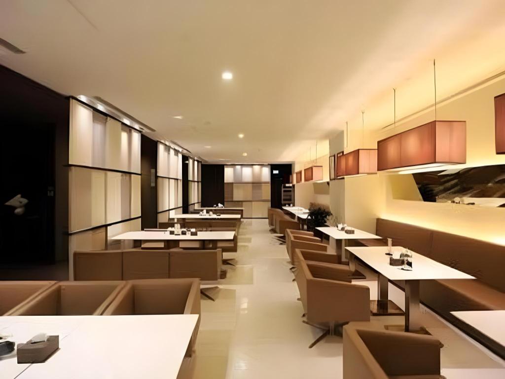 Jinjiang Inn Select (Chongqing Huangguan Escalator, Children's Hospital, Riverview) 45/54