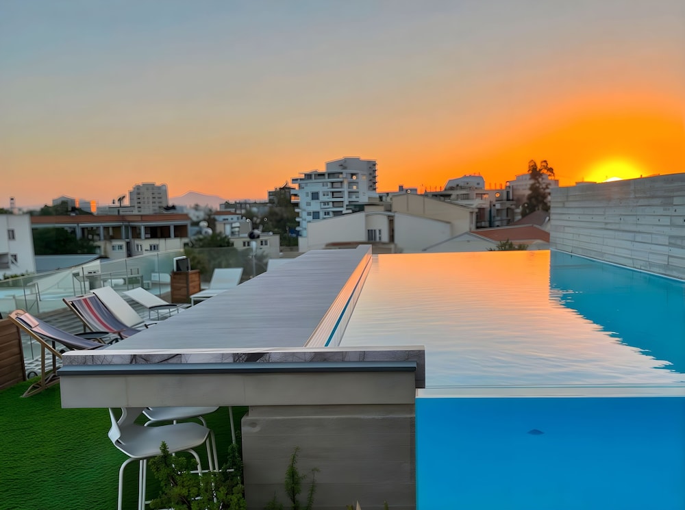 Lokal Hotel 57/64