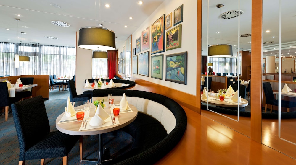 Dorint Hotel Dresden 32/50