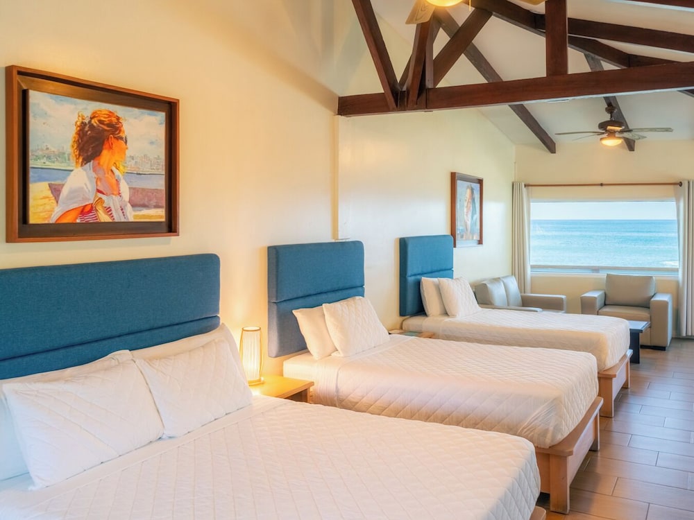 Room, Triple, Queen and Twin Beds, Ocean View