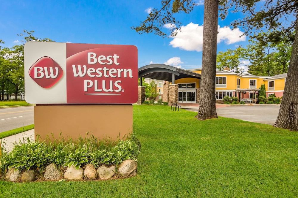 Best Western Plus Traverse City 2/39