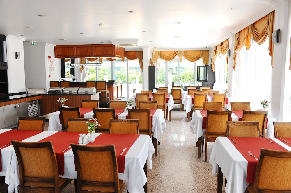 Hotel Royal Hill 36/50