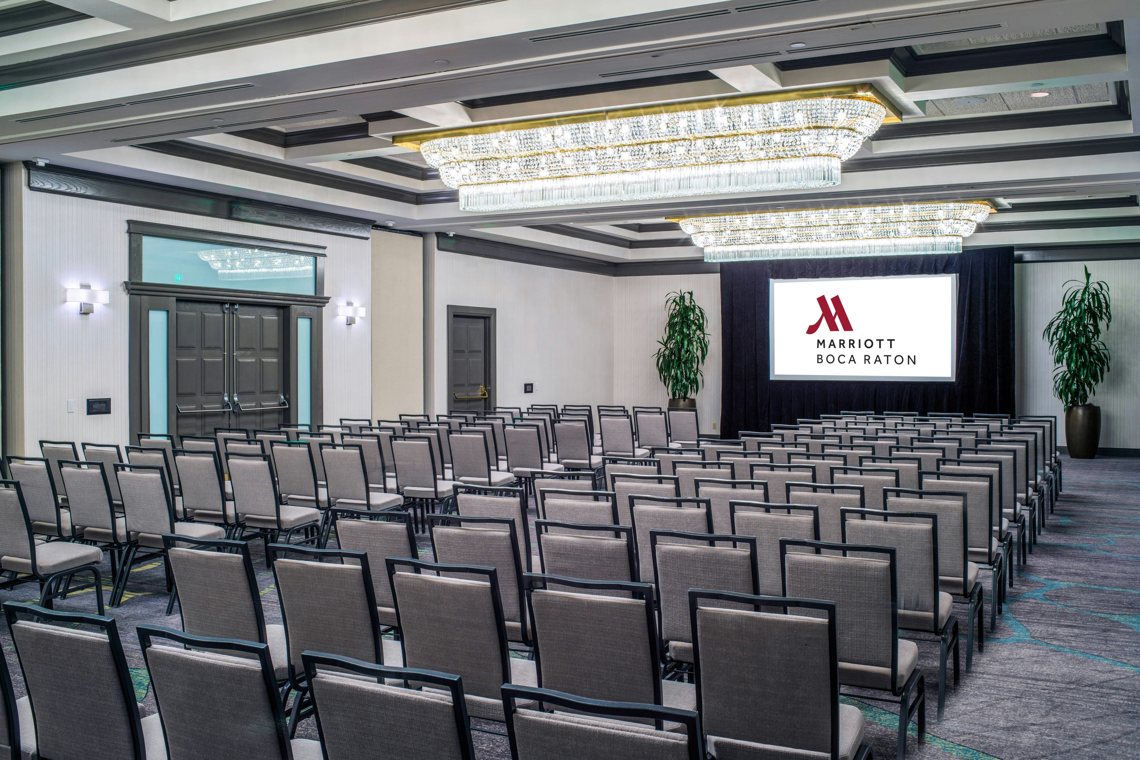 Boca Raton Marriott At Bocacenterhotel 42/48