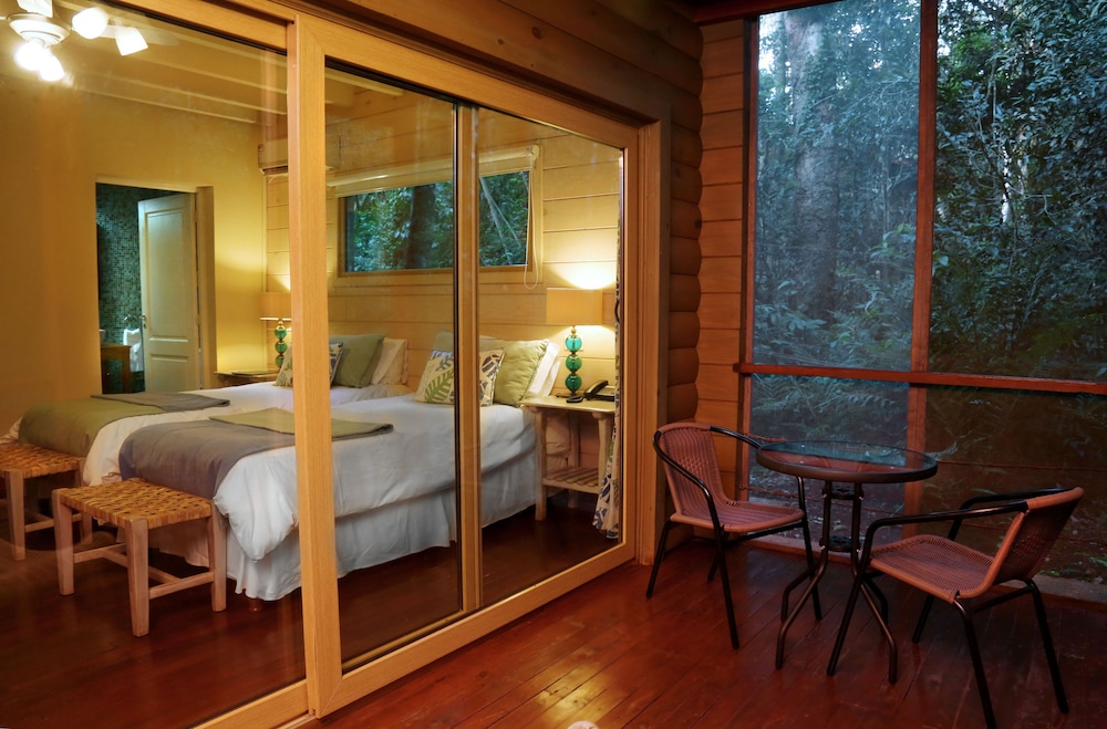 La Reserva Virgin Lodge 20/64