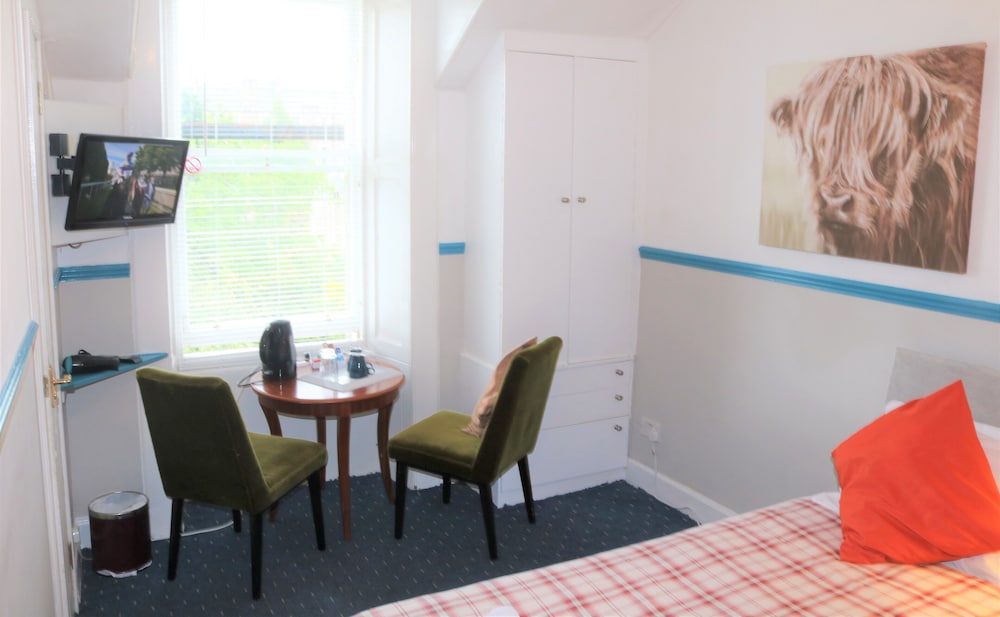 Valentine City Centre Guest House 35/50