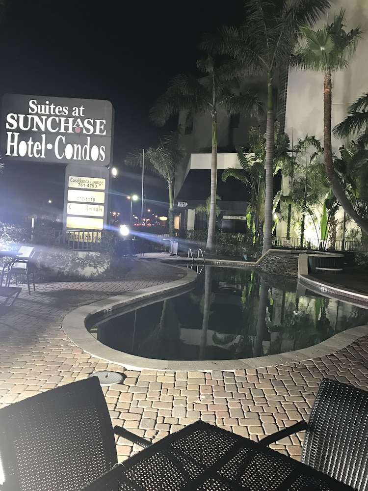 Suites At Sunchase 47/49