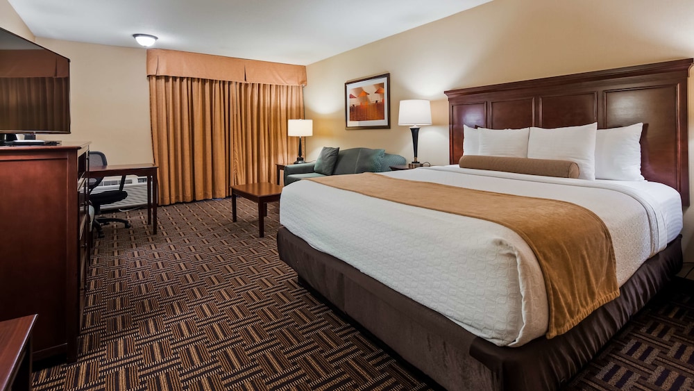 Best Western Plus Redondo Beach Inn 9/34