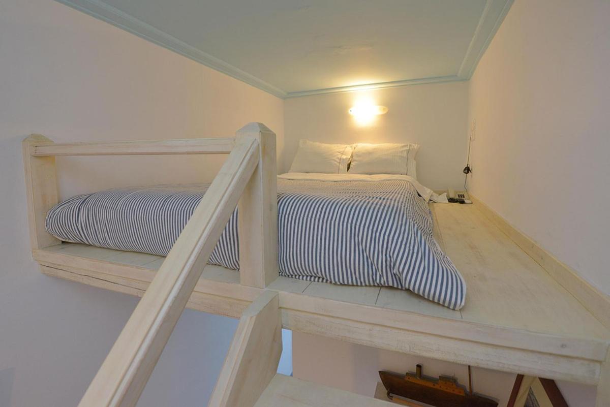 Hotel Anthousa 16/71