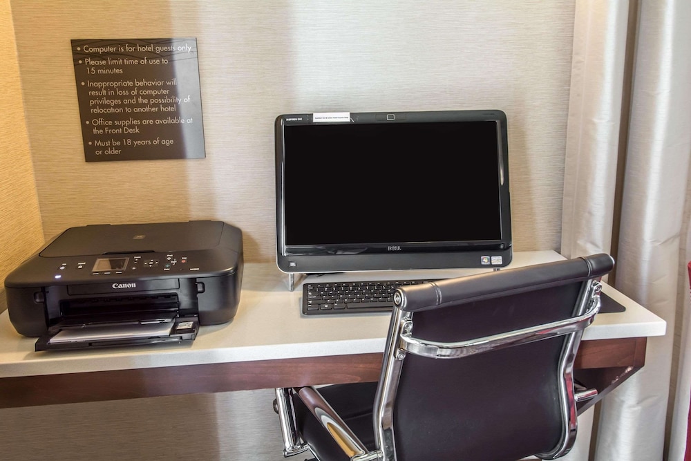 Comfort Inn & Suites Spokane Valley Central 30/40
