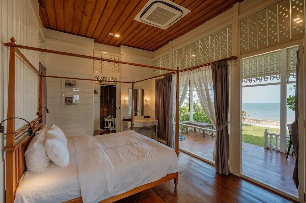 De Chaochom Hua Hin 11/50