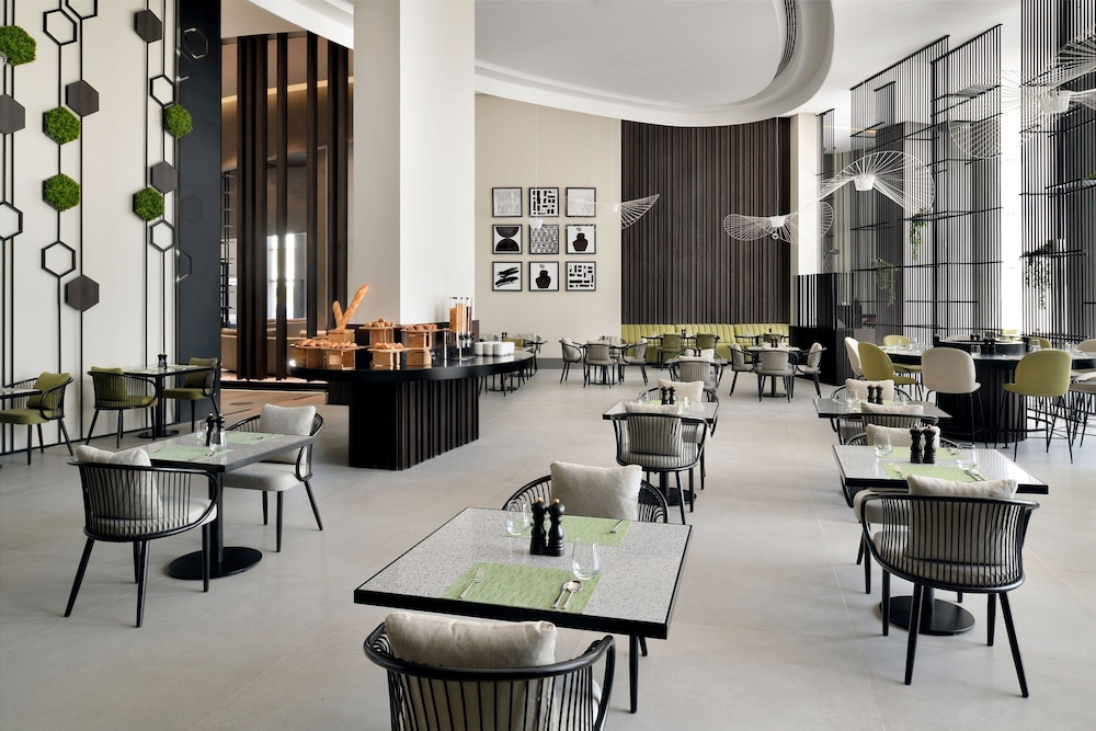 Courtyard by Marriott World Trade Centre, Dubai 20/27