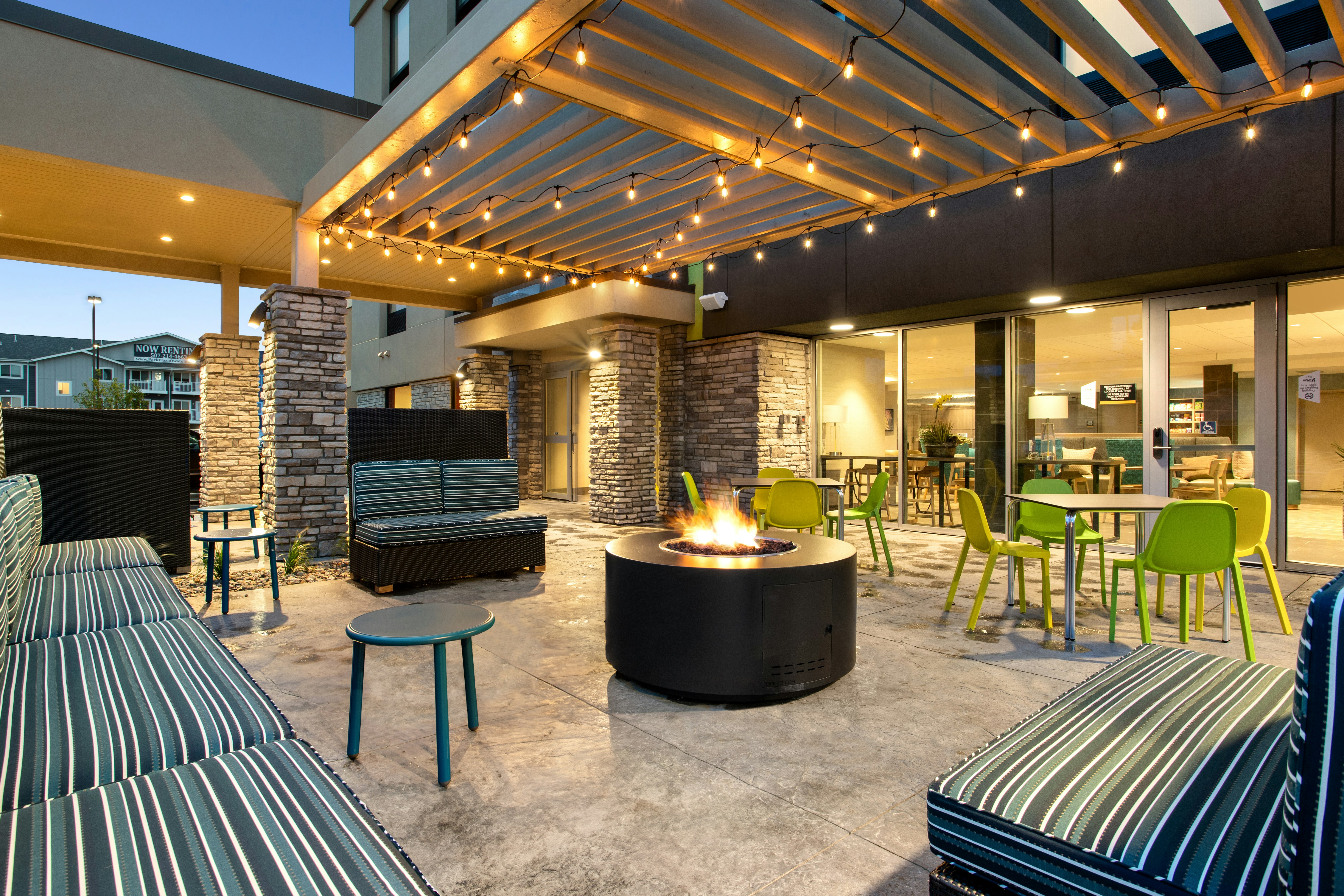 Home2 Suites by Hilton Owatonna 16/20