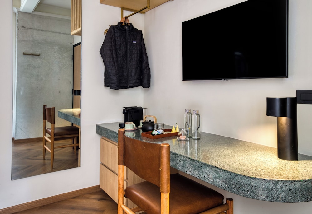 Rodona Hotel 41/50