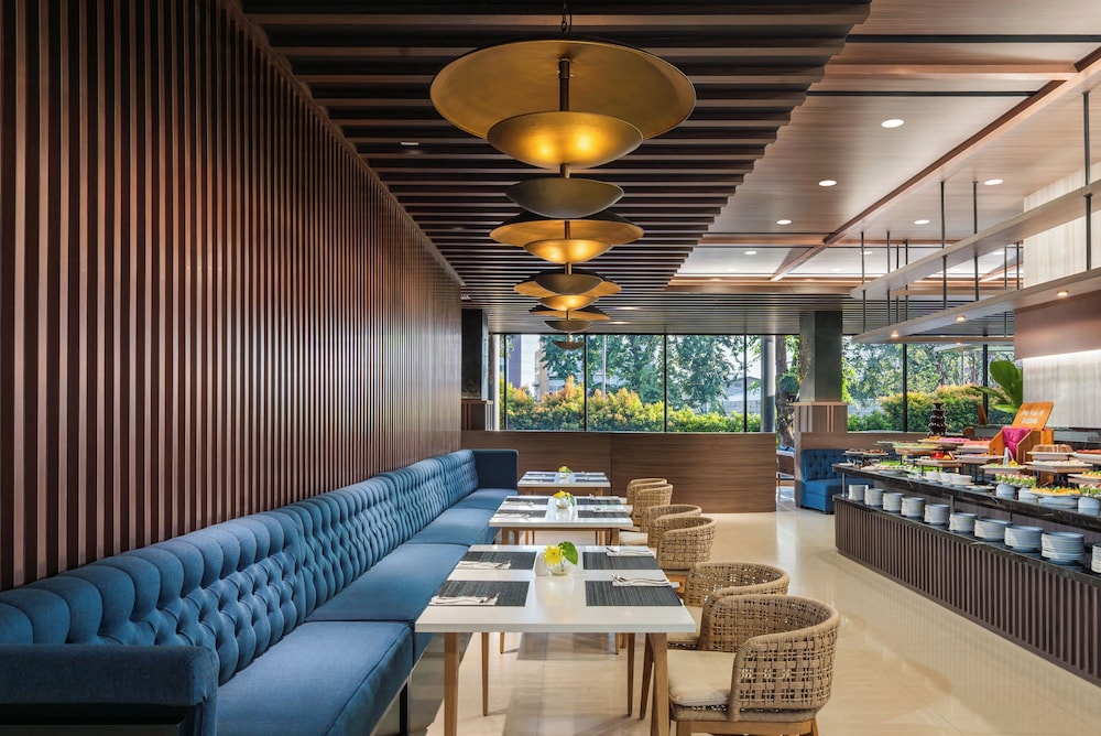 Mercure Jakarta Grogol 41/56