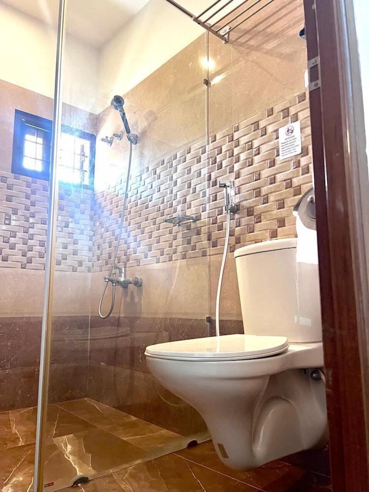 Hotel Fort Kochi Beach Inn 72/72