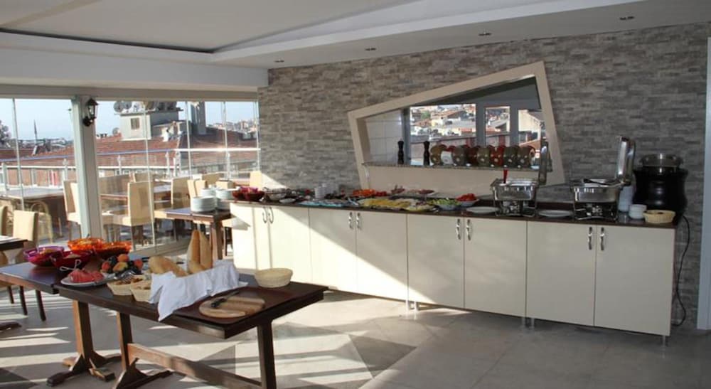 Elite Marmara Residence Hotel 6/48