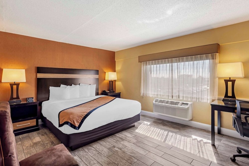 Room at Aiden by Best Western Newark Airport, NEWARK - NJ