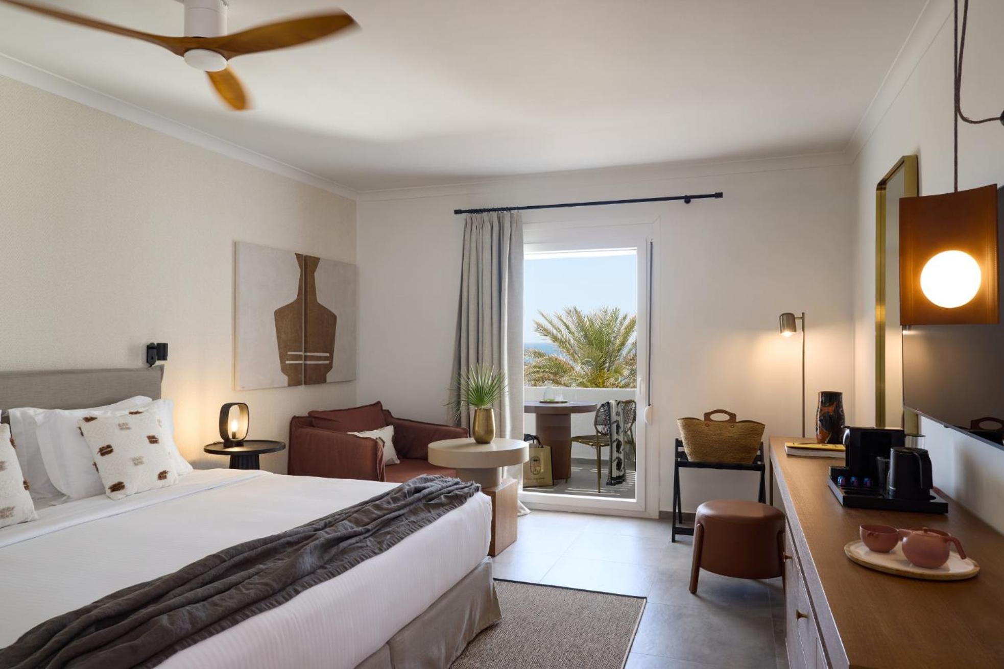 Horizon, Milos, King Bed