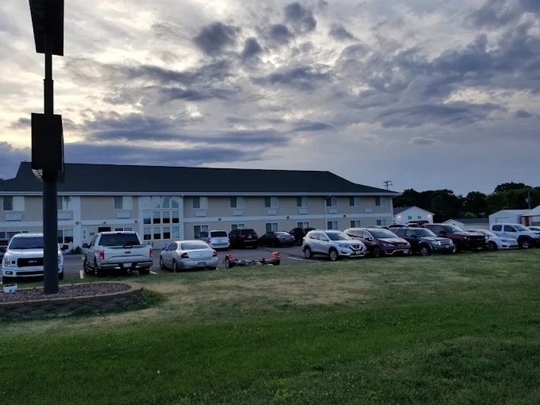 Bilmar Inn & Suites Dell Rapids Near Sioux Falls 44/50