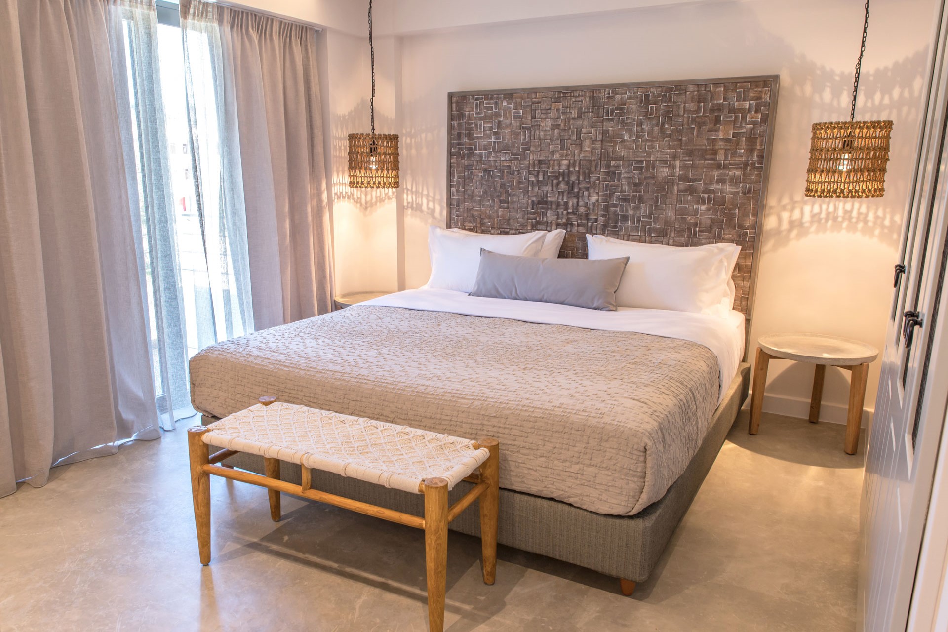Zen, Suite, Partial Sea View