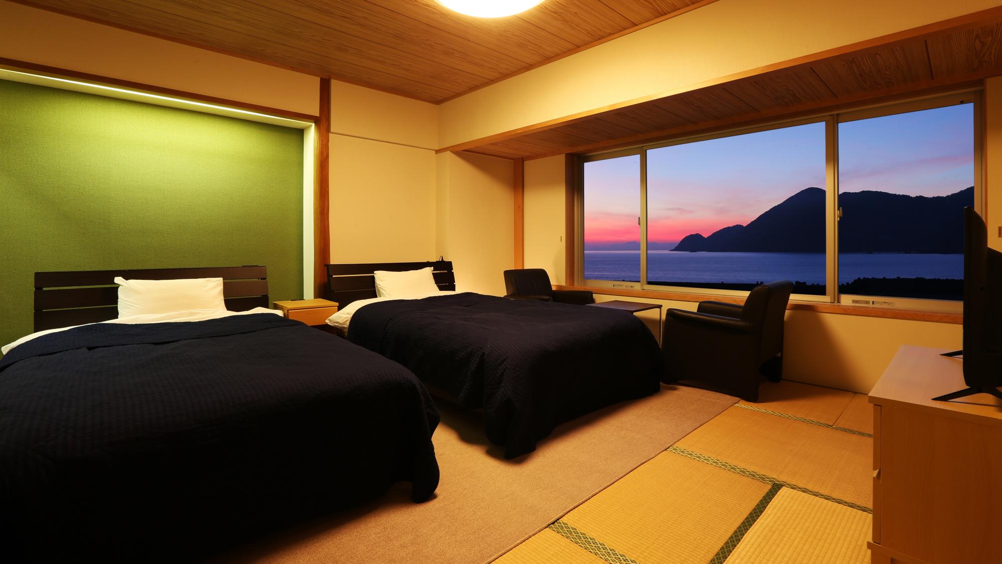 Japanese, Comfort, Twin Beds, Side Ocean View, Ocean View, Dining Area