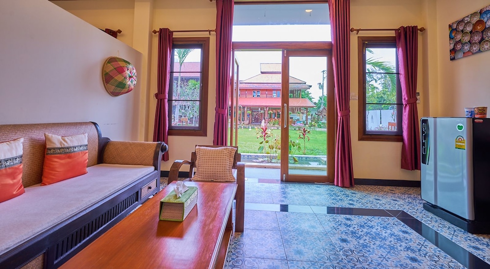 Huean Kham Hom Resort 29/72