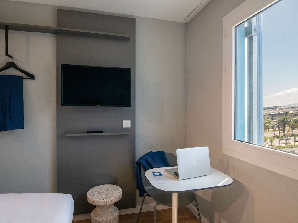 Ibis Budget Nice Aeroport Promenade Des Anglais 44/56