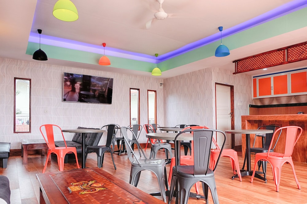 OYO 2595 Hotel Jinan Makassar 17/24