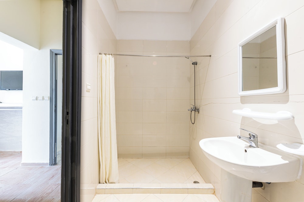 Mauritania Centre Tanger Hotel 49/55