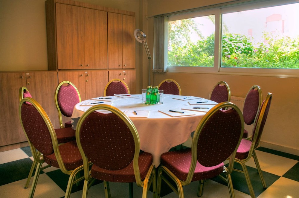 Heliotrope Boutique and Resort Hotels 47/65