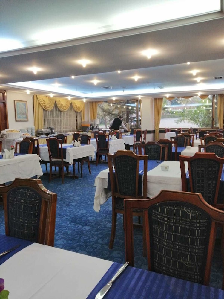 Hotel Akyuz 37/50