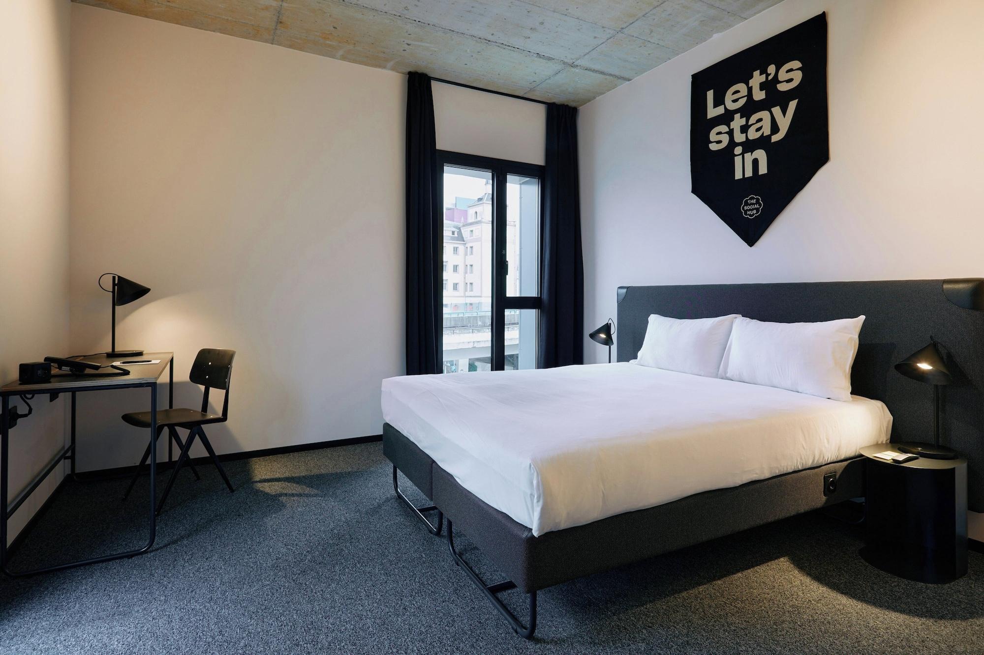 Standard, Double Bed, Accessible