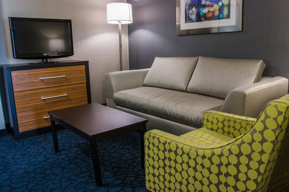Holiday Inn Express Suites Jackson 23/31
