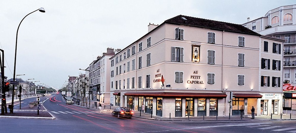 Hotel Au Petit Caporal 2/50