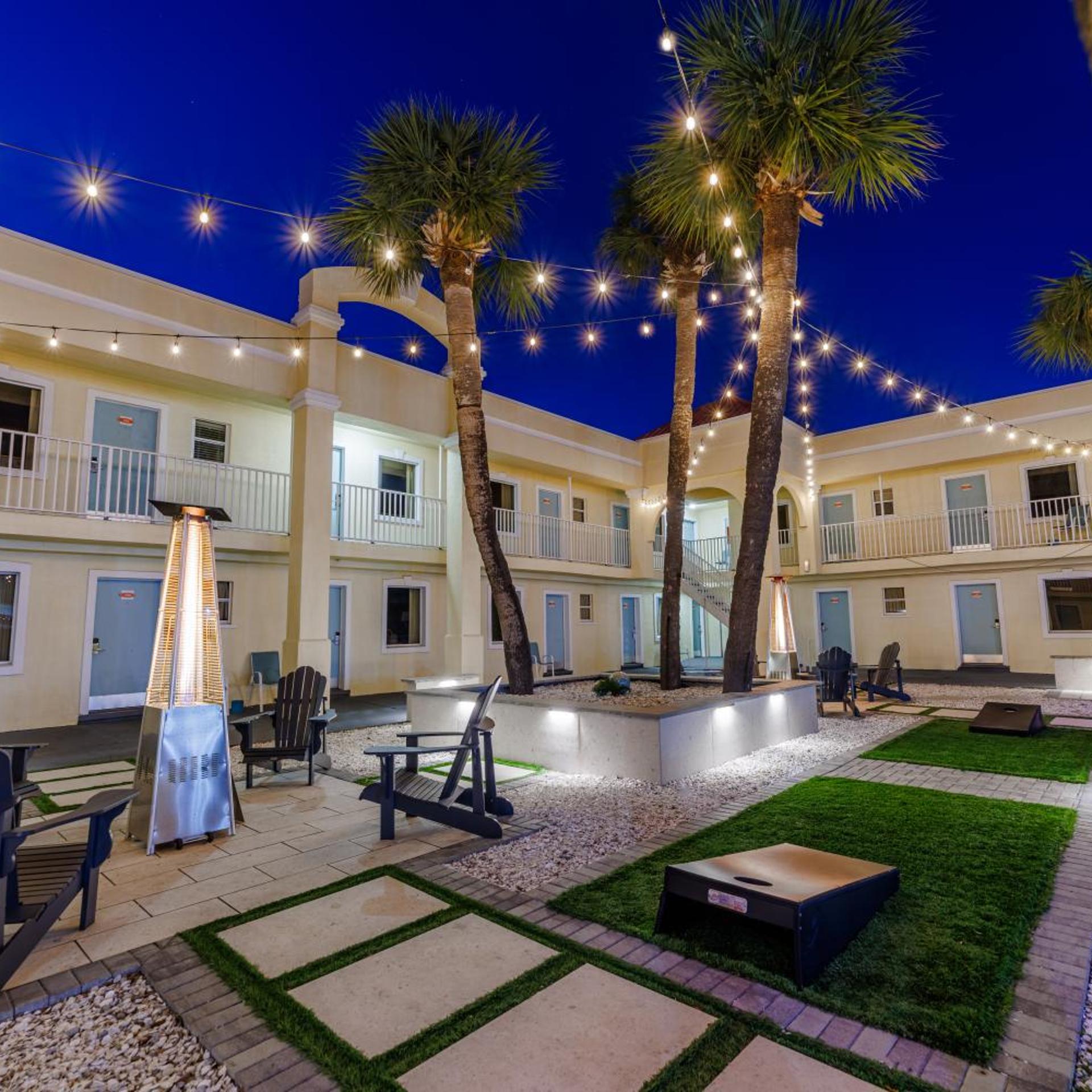 Dunes Inn and Suites 16/29